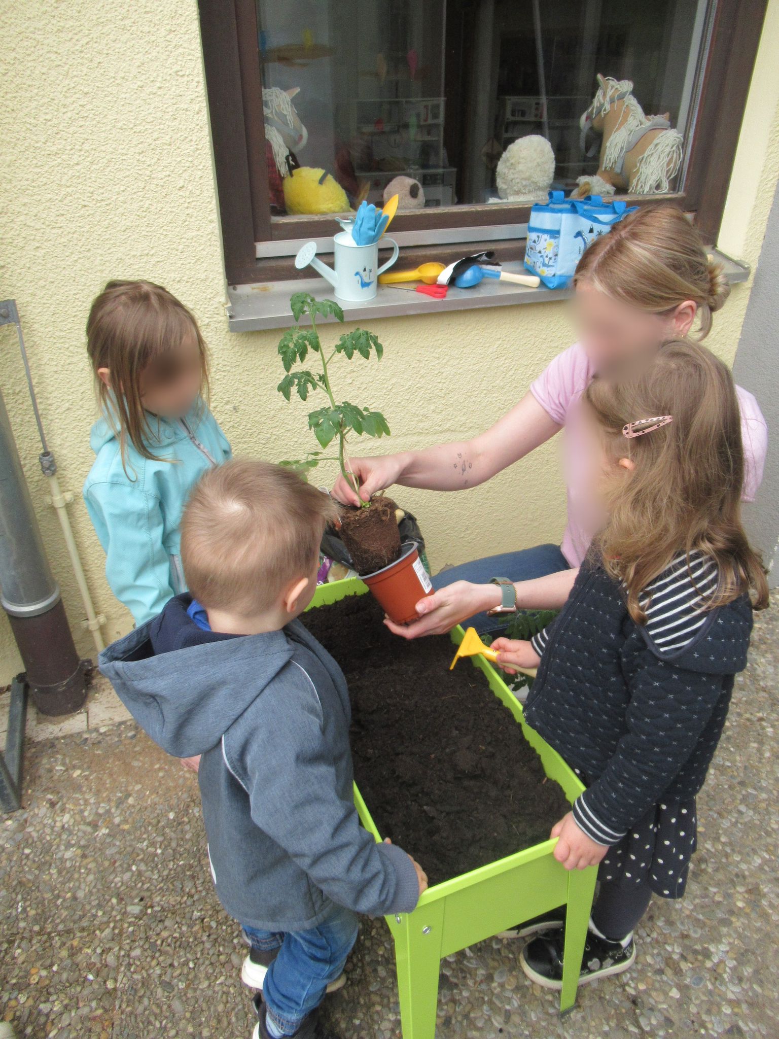 Unser Hochbeet in der Krippe